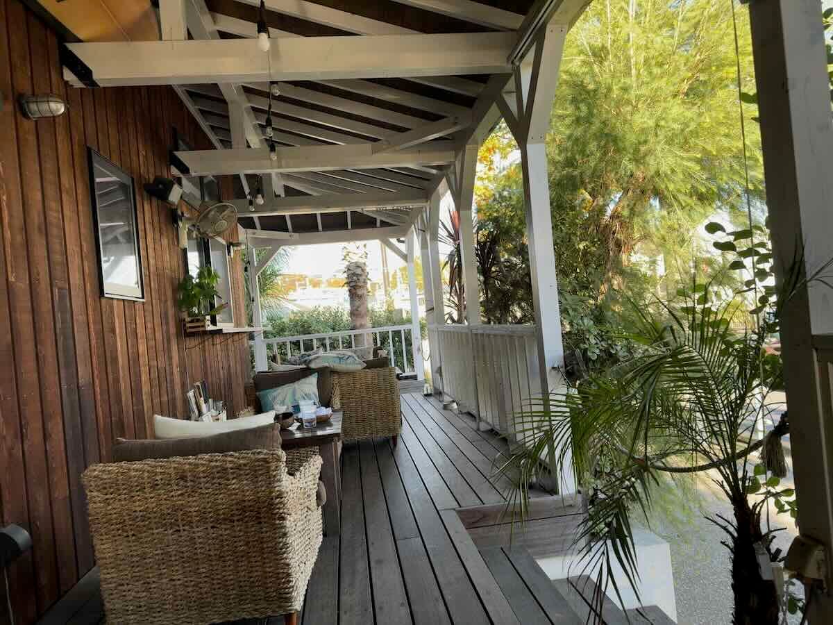 テラス席 | オルオルアイナ