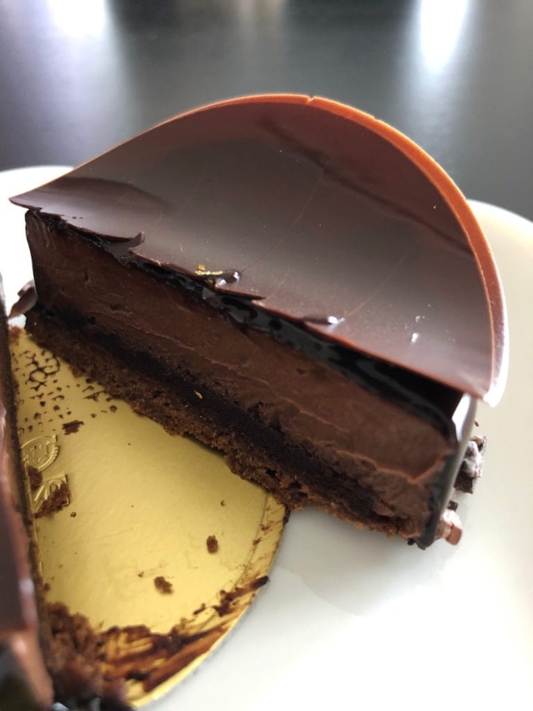 トゥーショコラの断面図 | アテスウェイ