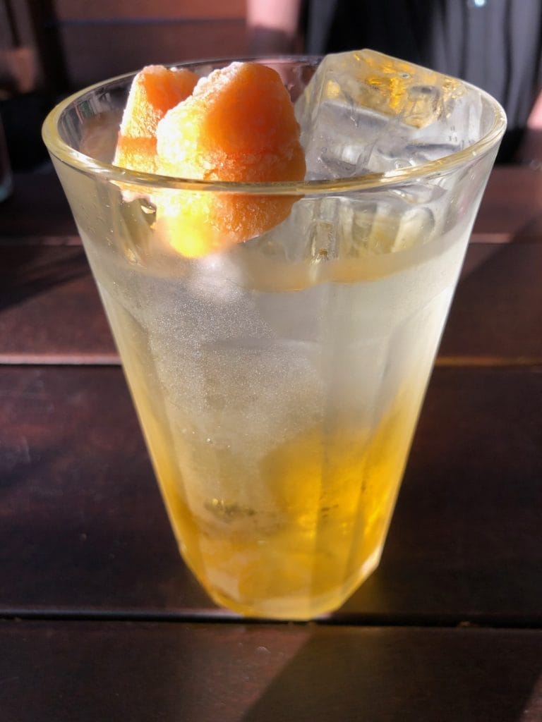 フレーバーソーダ(マンゴー) | エーエス クラシックス ダイナー KOMAZAWA