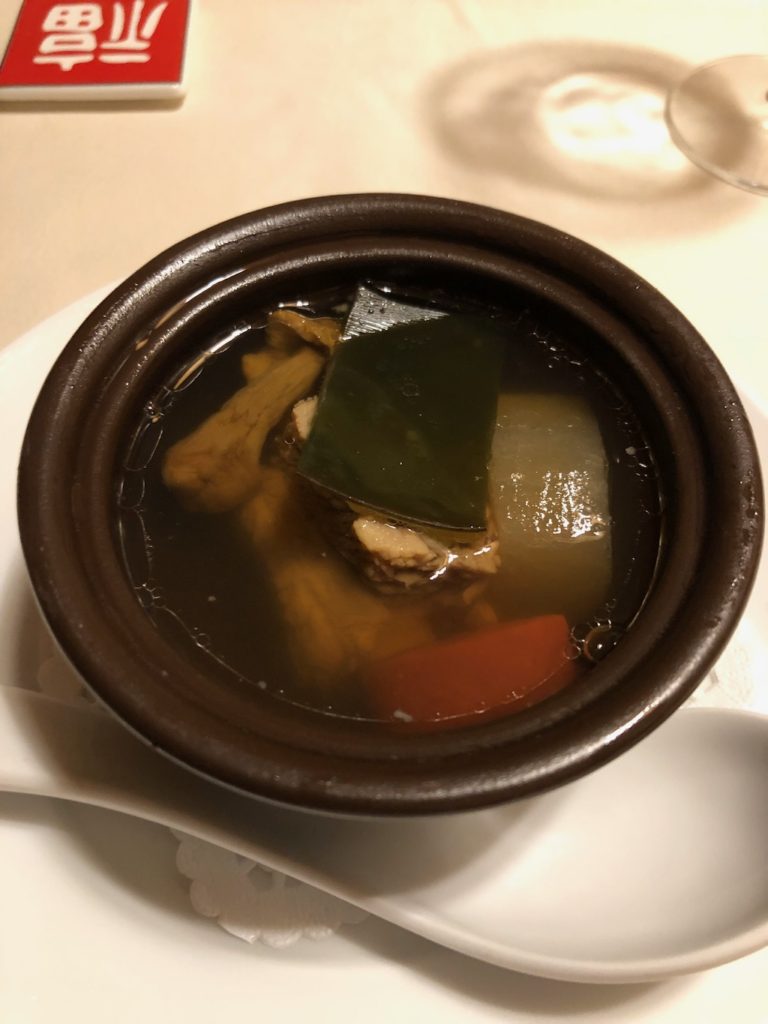 スペアリブと昆布の蒸しスープ | 礼華　青鸞居