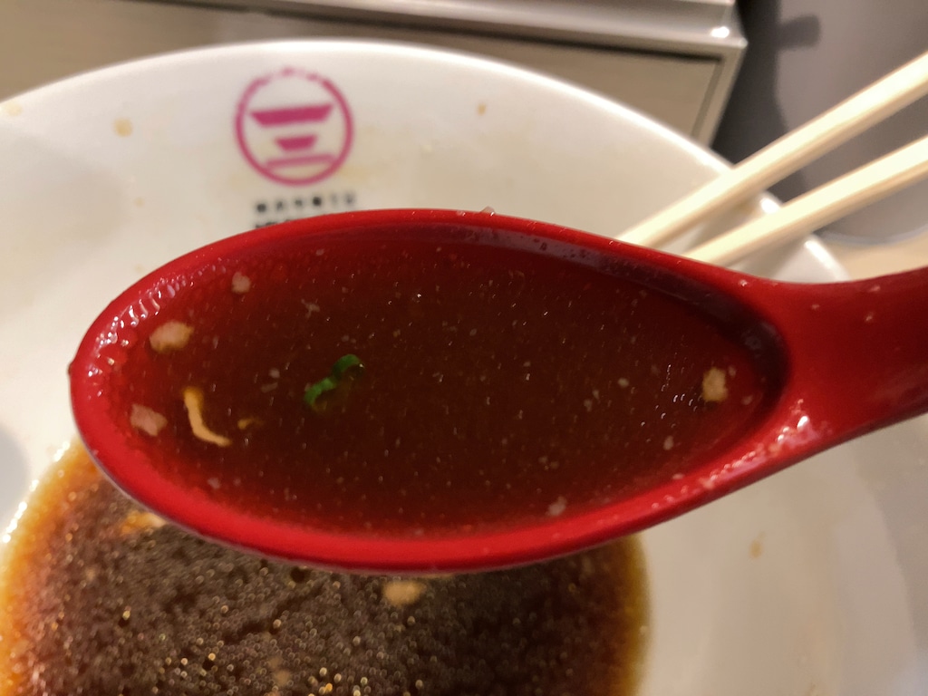 スープ | 横浜中華そば 維新商店 本店