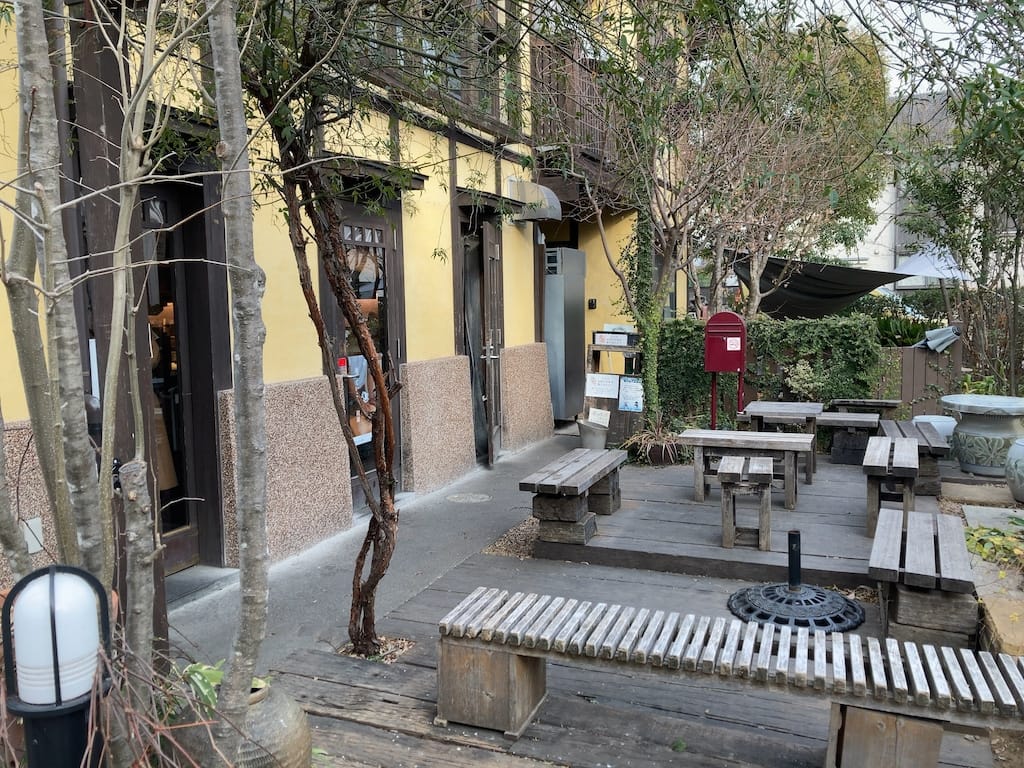 テラス | 川越ベーカリー 楽楽