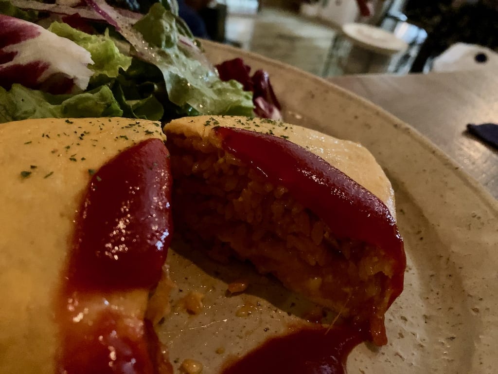 ケチャップソースのオムライスの断面 | torse （トルス）