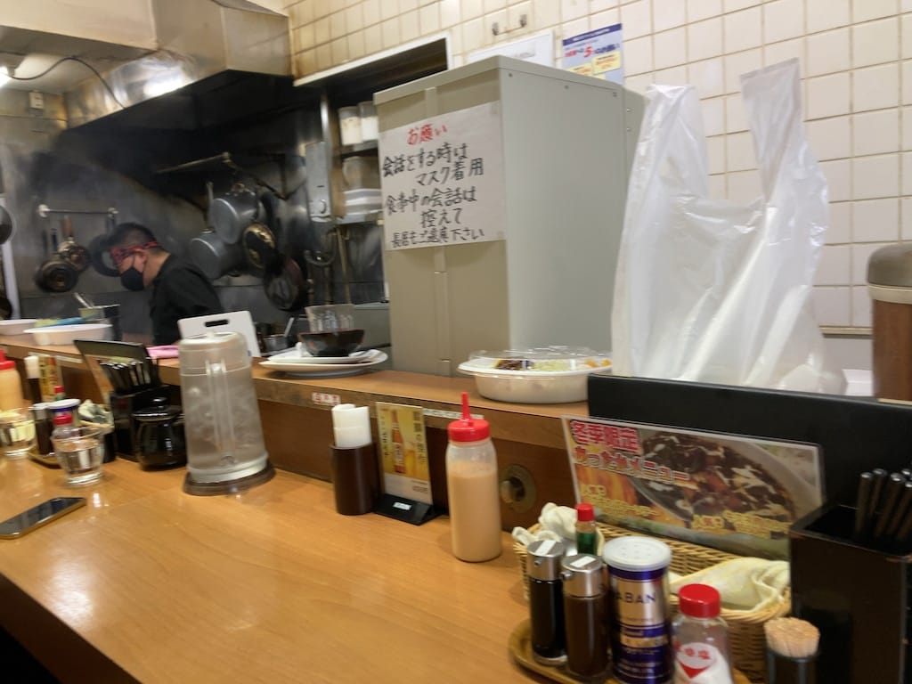 店内 | キッチン たか