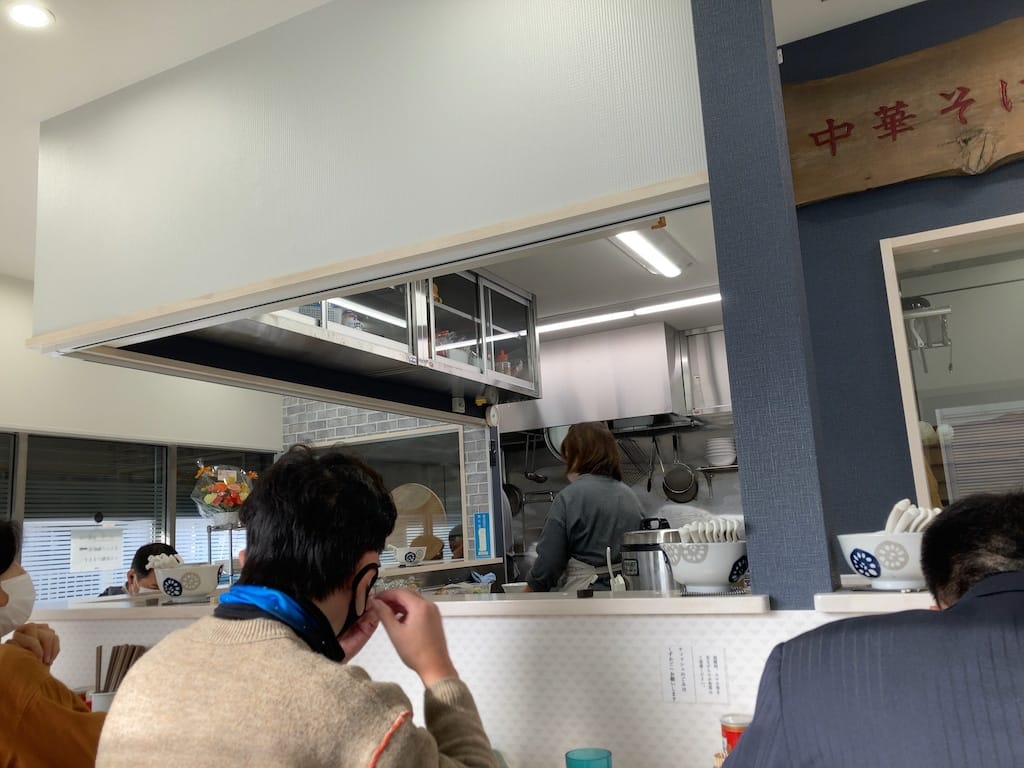 内観 | 中華そば ふくみみ