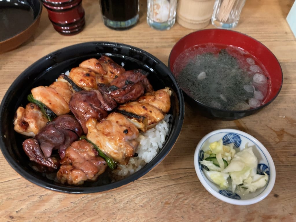 やき鳥丼 | 鳥竹 総本店