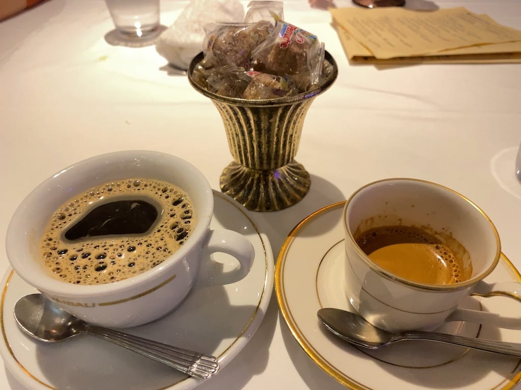 カフェ | レストラン アルティザン