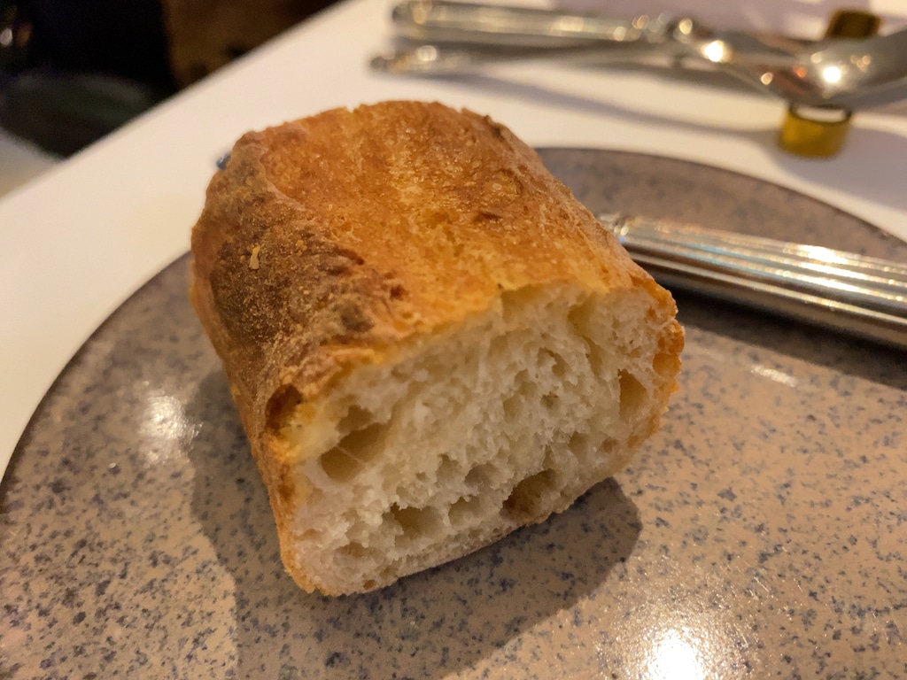 フランスパン | レストラン アルティザン