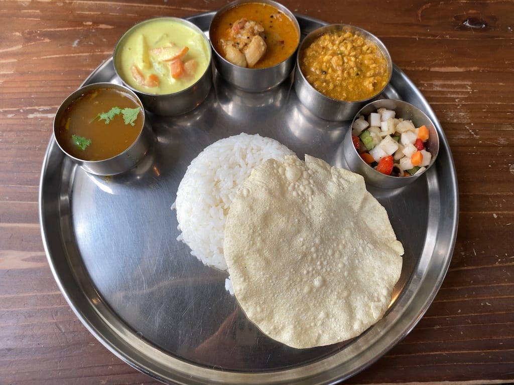 ダバ☆定食 | ダバ☆クニタチ