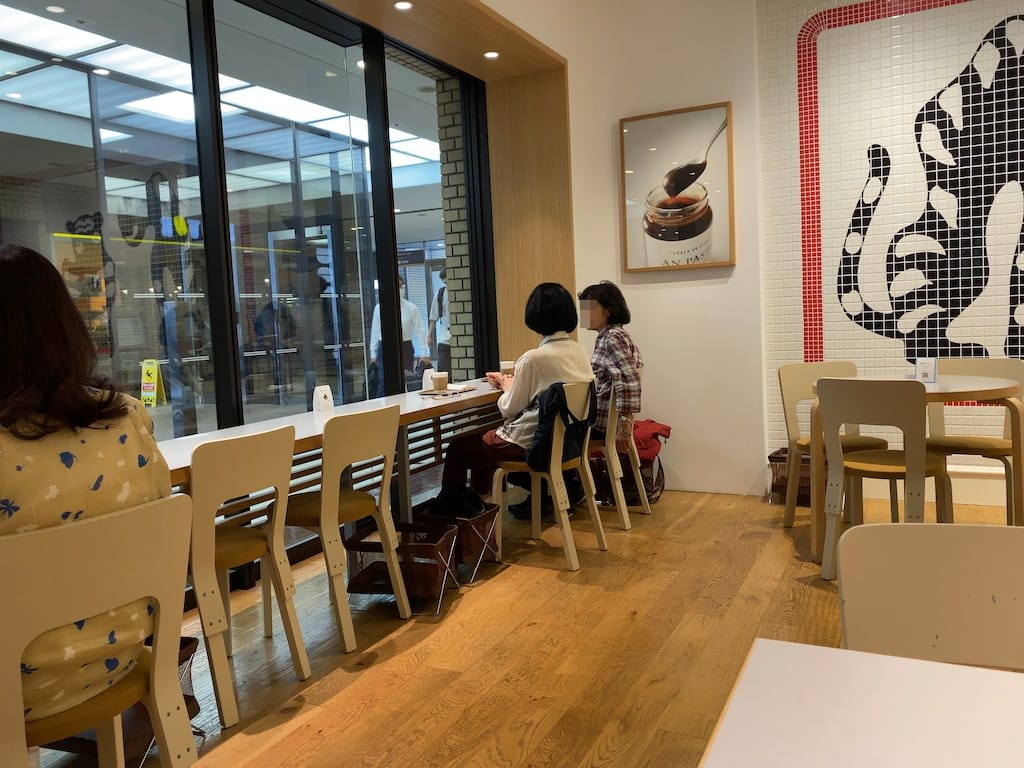 内観1 | TORAYA AN STAND 青山一丁目店