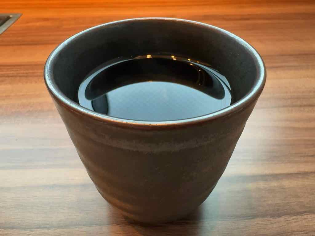 ほうじ茶 | 焼肉うしごろ 新宿三丁目店