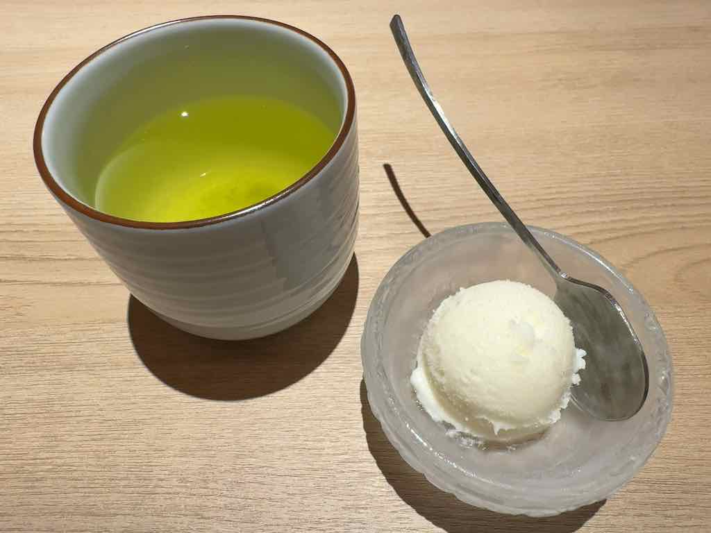 塩ミルクのアイス | PRETTY PORK FACTORY & KATSUプリポー