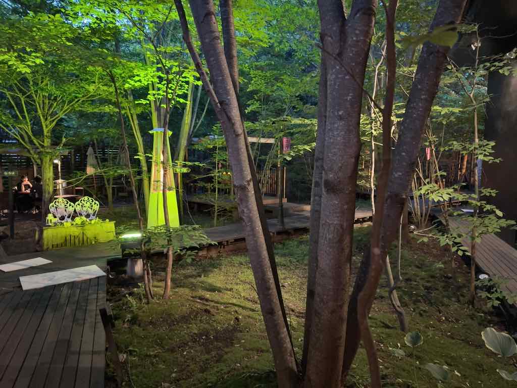 テラス | 野菜がおいしいレストラン LONGING HOUSE 軽井沢