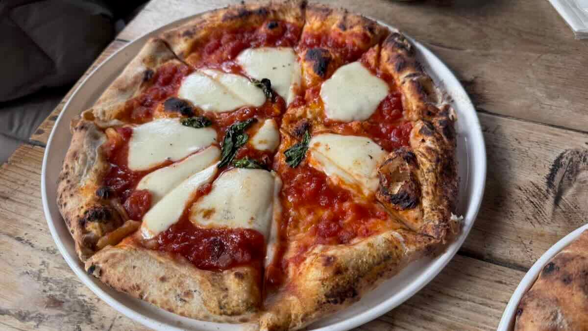 女王のピザ"マルゲリータ" | goodspoon pizzeria＆cheese 立川店