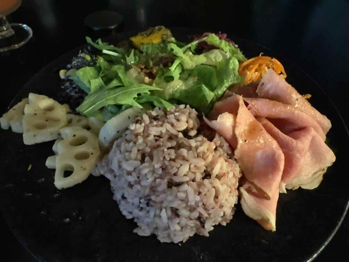 ローストビーフワンプレート | メディバル×タニタカフェ 東府中