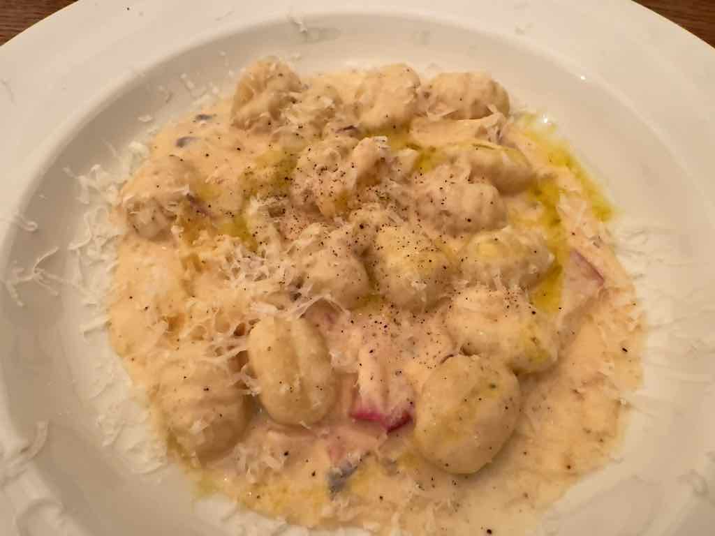 じゃがいものニョッキ ゴルゴンゾーラソース | キサキ